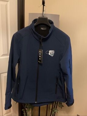 Women’s Navy Softshell Jacket
